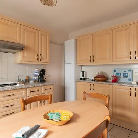 Fantasia - Parking - Pet Friendly Ferienhaus Mindin